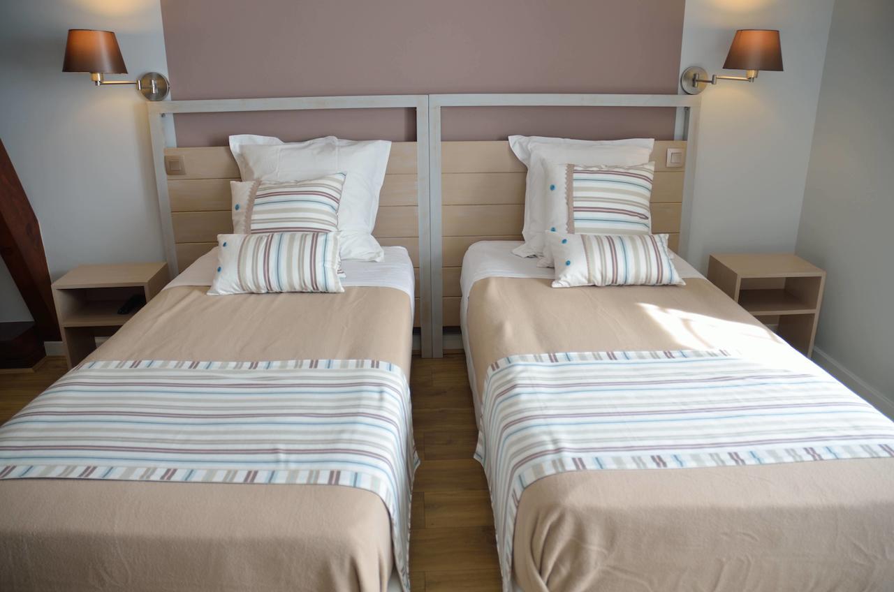 Chambre D'Hotes Le Jardin Des Pierres Dorees Marcy Δωμάτιο φωτογραφία